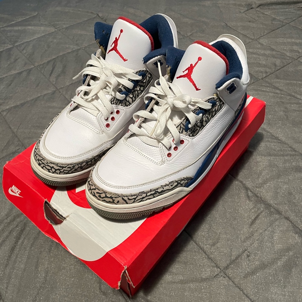 purchased from @sole_reliable on ig. (replacement box)